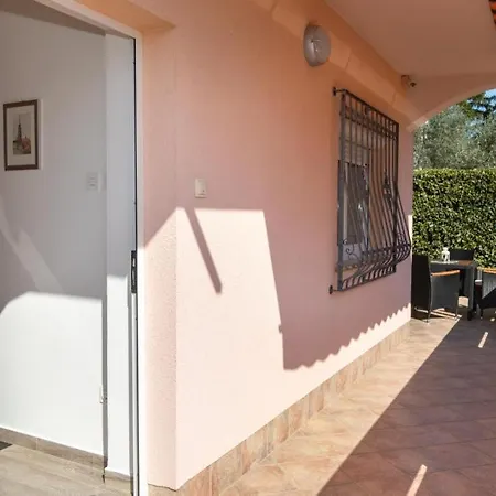Apartment Fanuko Krk Town
