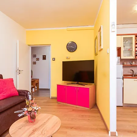 Apartment Fanuko Krk Town
