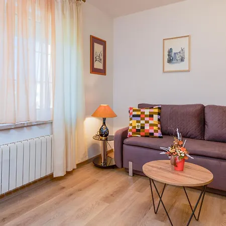 Apartment Fanuko *