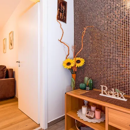 Apartment Fanuko
